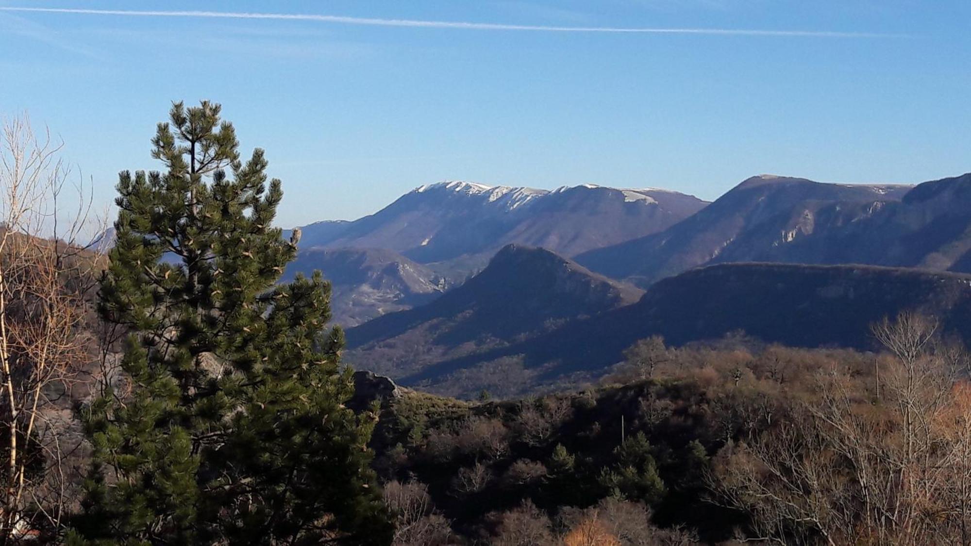 Gite En Haute Provence Montfroc Exteriér fotografie